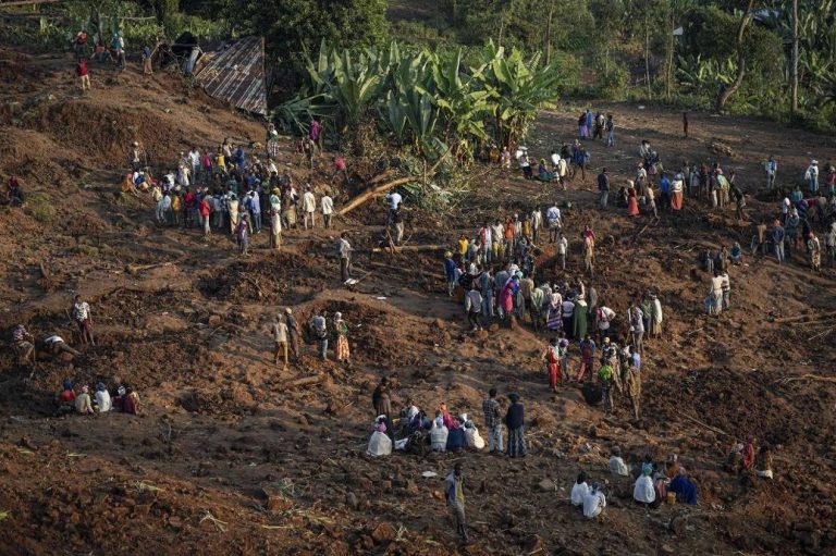 Death toll from Ethiopia landslides could reach 500, UN agency says